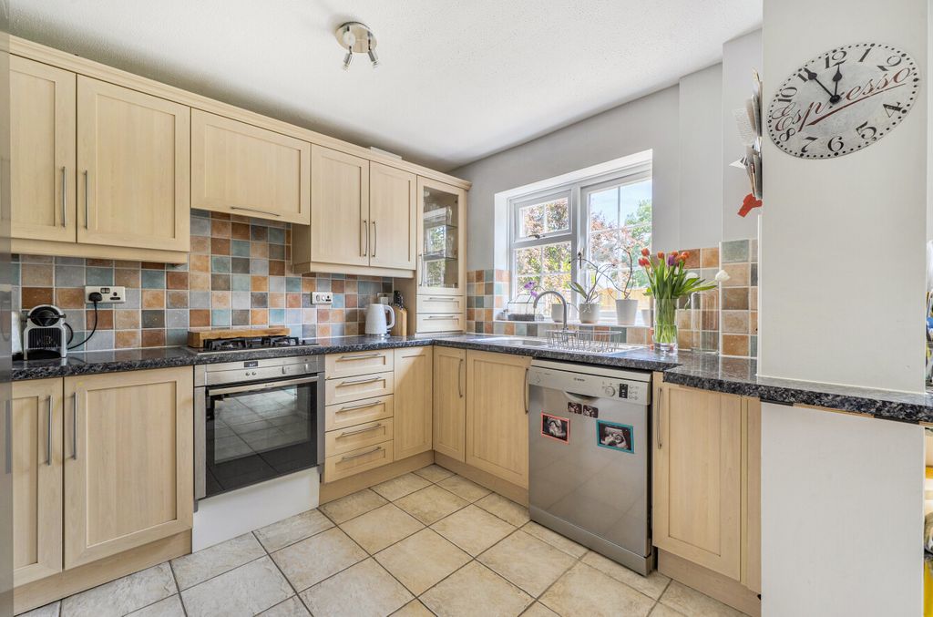Additional image 13 of 3 bed link detached house for saleKnox Green, Binfield, Bracknell, Berkshire RG42