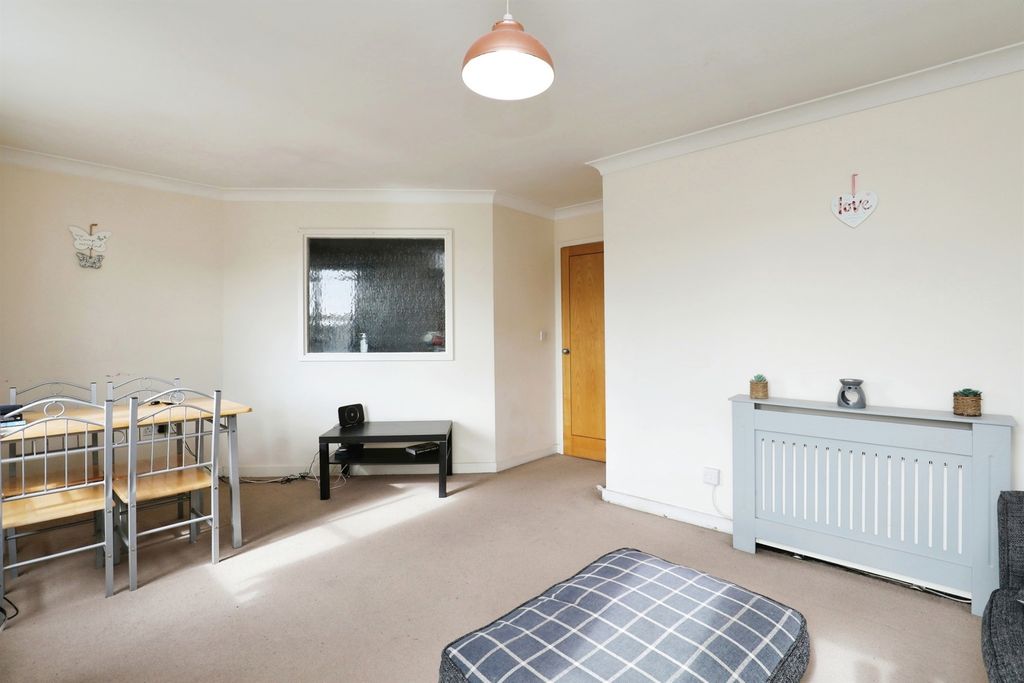 Additional image 3 of 2 bed flat for saleHeol Llinos, Thornhill, Cardiff CF14