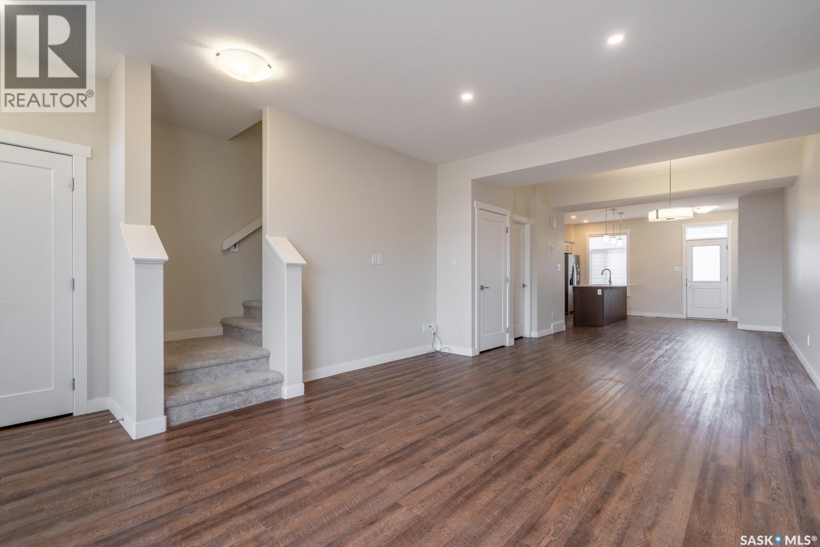 Additional image 3 of 4624 Buckingham Drive E, Regina, SK, S4V3X8