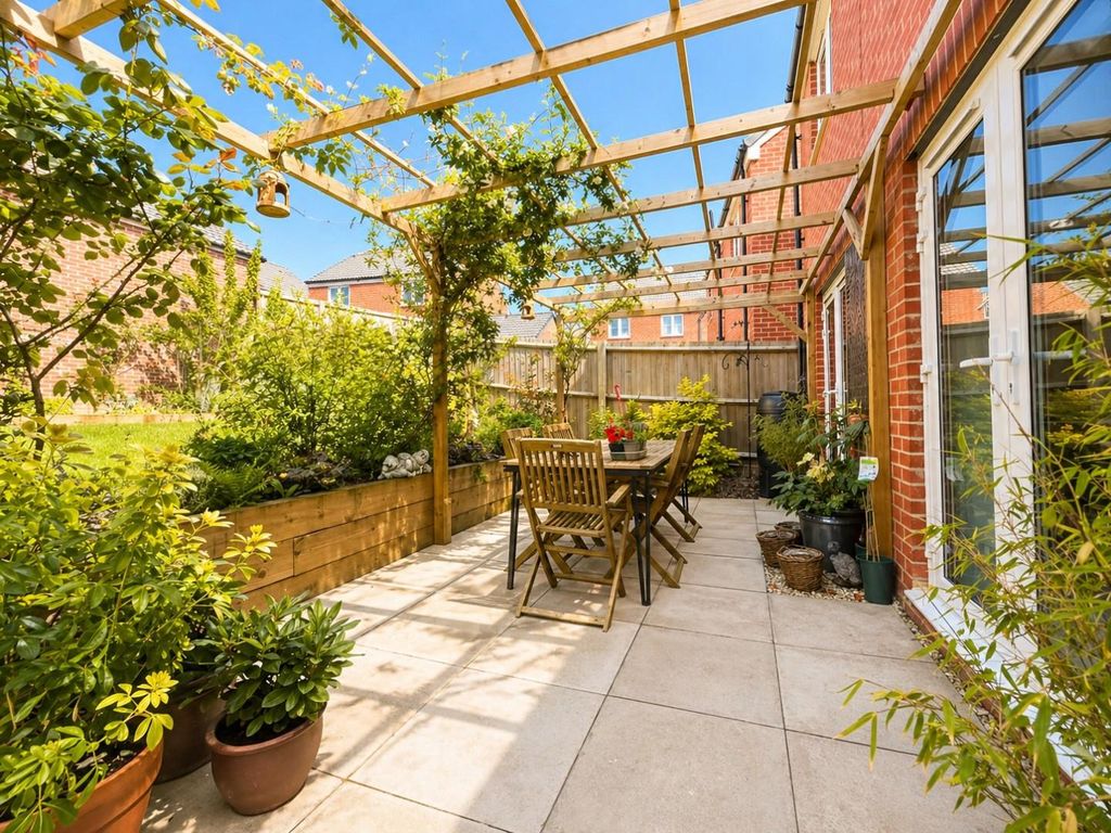 Additional image 13 of 5 bed detached house for saleChamberlayne Crescent, Berkeley GL13