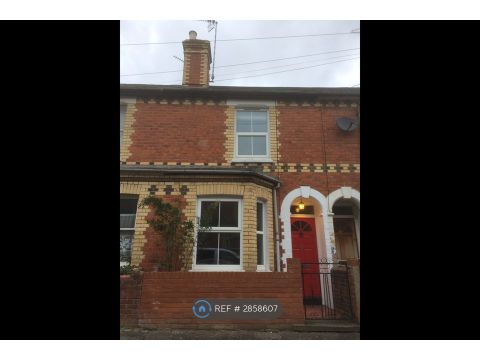Dorothy Street, Reading RG1