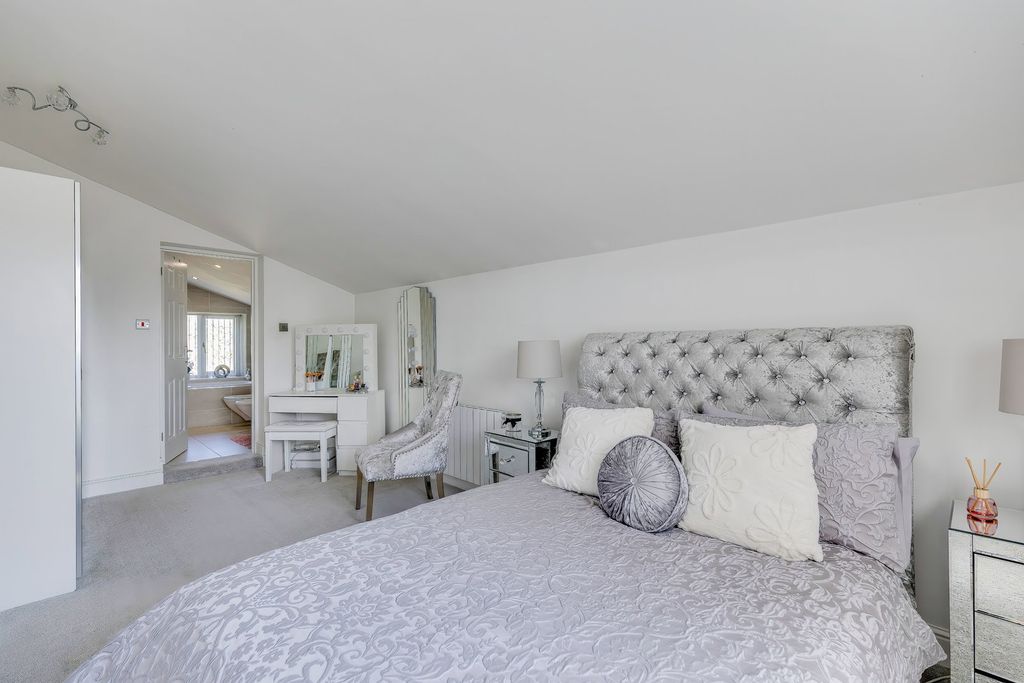 Additional image 27 of 4 bed detached house for saleWern Fawr Lane, Old St Mellons, Cardiff CF3