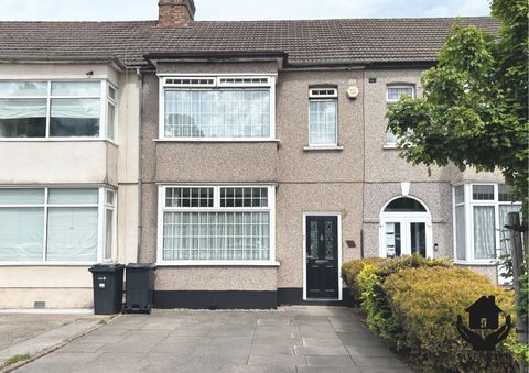 Hazelbrouck Gardens, Ilford IG6
