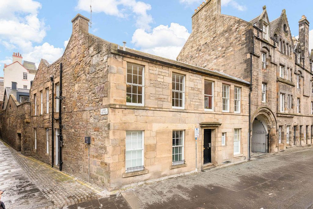 Additional image 24 of 2 bed flat for saleKing's Stables Road, Old Town, Edinburgh EH1