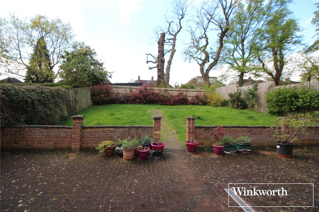 Additional image 16 of 4 bed end terrace house for saleHartfield Avenue, Elstree, Borehamwood, Hertfordshire WD6