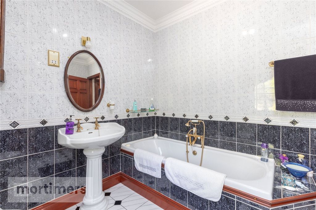 Additional image 28 of 4 bed detached house for saleOld Hall Lane, Pleasington, Blackburn, Lancashire BB2