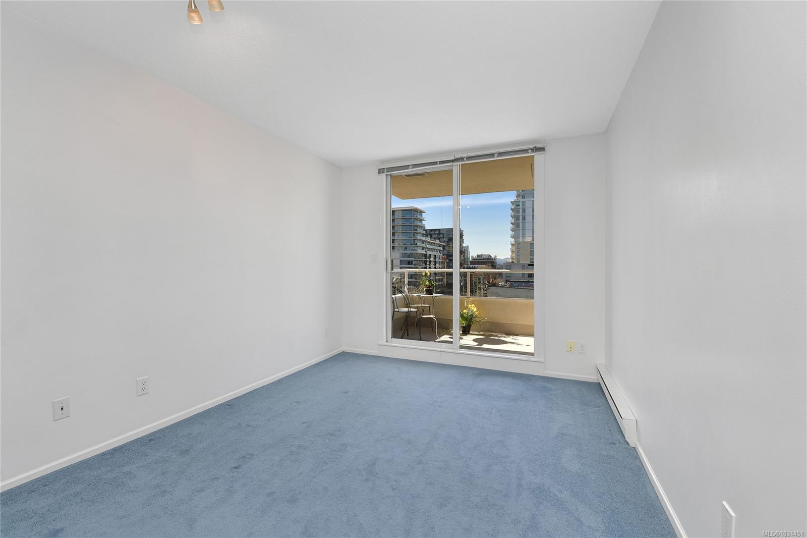 Additional image 4 of 607-930 Yates Street, Victoria, BC, V8V 4Z3