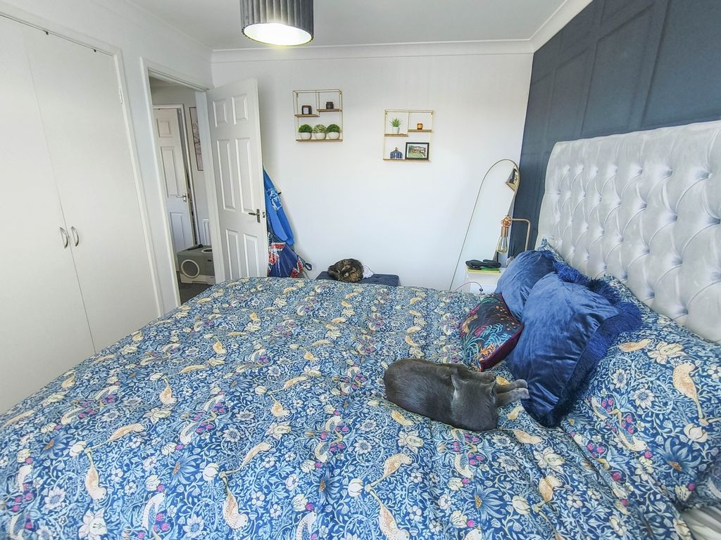 Additional image 10 of 2 bed flat for saleLyndhurst Road, North Seaton NE63