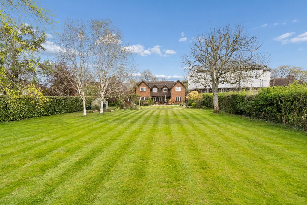 5 bed detached house for saleCopperkins Lane, Amersham HP6