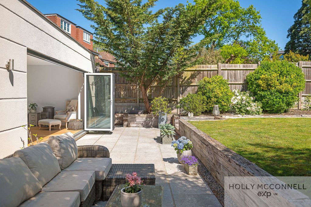 Additional image 33 of 6 bed detached house for saleBird In Hand Lane, Bromley BR1