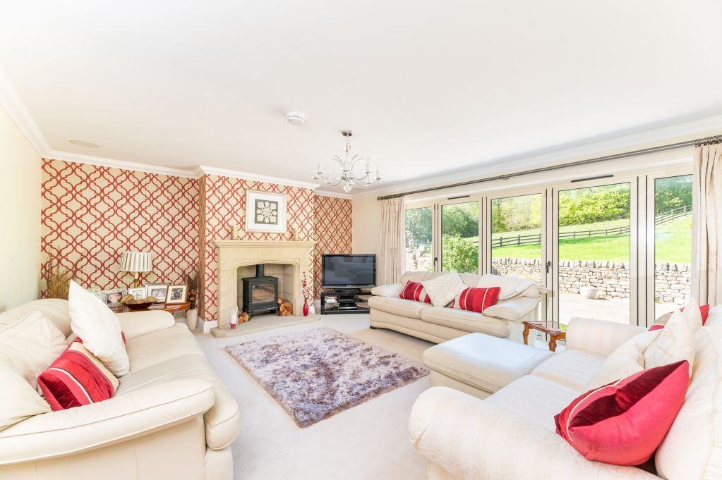 5 bed barn conversion for saleDrake Hill Lane, Bingley, West Yorkshire BD16 photo 2