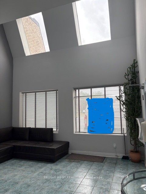 Additional image 5 of 5-56 Pennsylvania Avenue, Vaughan, ON, L4K 3V9