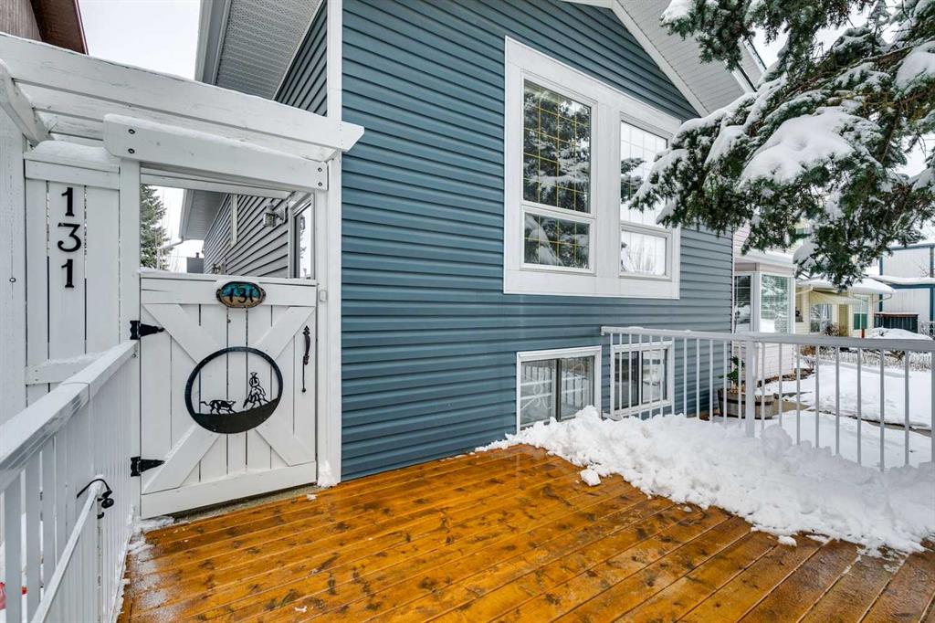 Additional image 2 of 131 Woodglen Way SW, Calgary, AB, T2W4L9