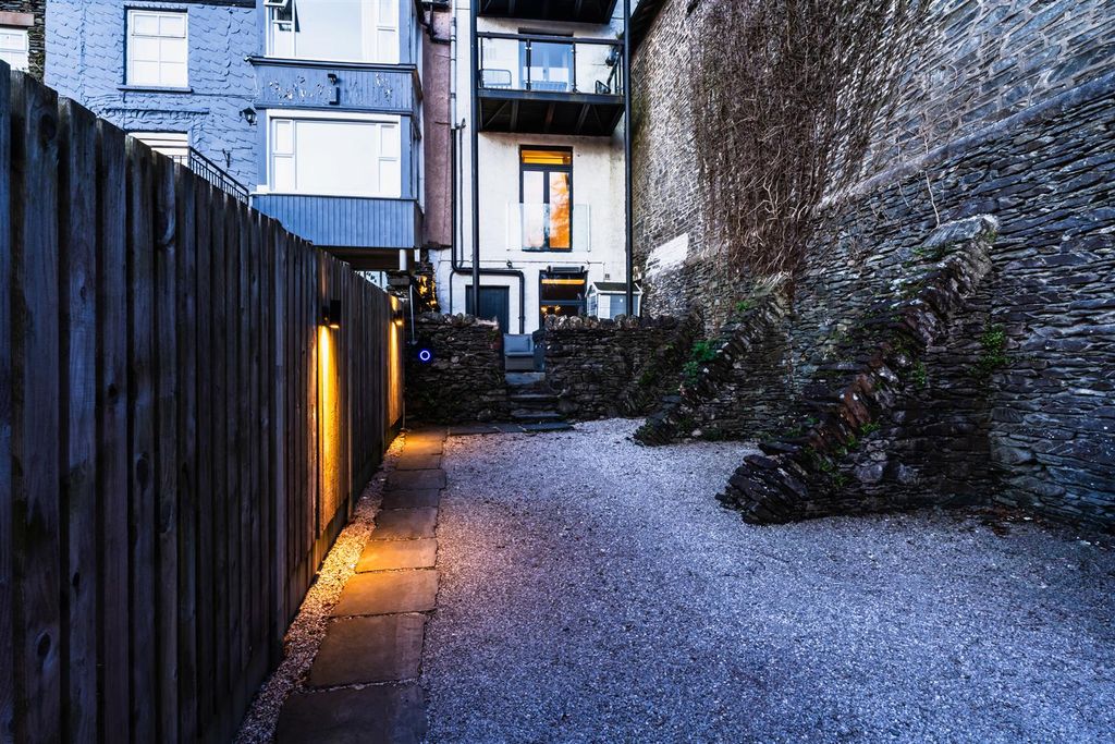 Additional image 32 of 4 bed terraced house for saleBelsfield Terrace, Bowness-On-Windermere, Windermere LA23