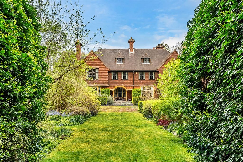 9 bed detached house for saleThe Warren, Ashtead KT21
