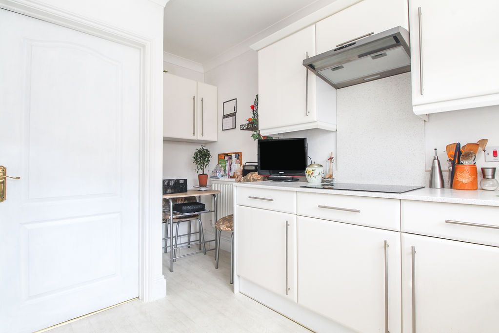 Additional image 4 of 2 bed flat for saleShakespeare Road, Bedford MK40