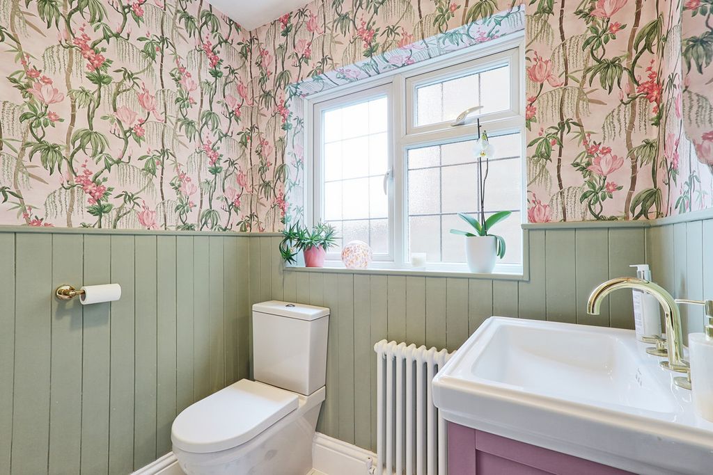 Additional image 17 of 5 bed detached house for salePrime Location - Sylvan Tryst, Billericay CM12