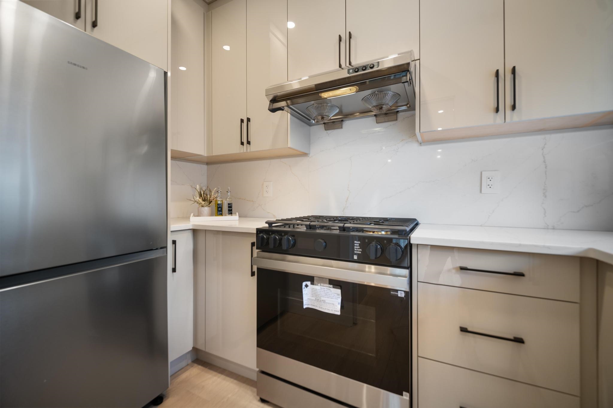 Additional image 6 of 14204 North Bluff Road, White Rock, BC, V4B 3C4