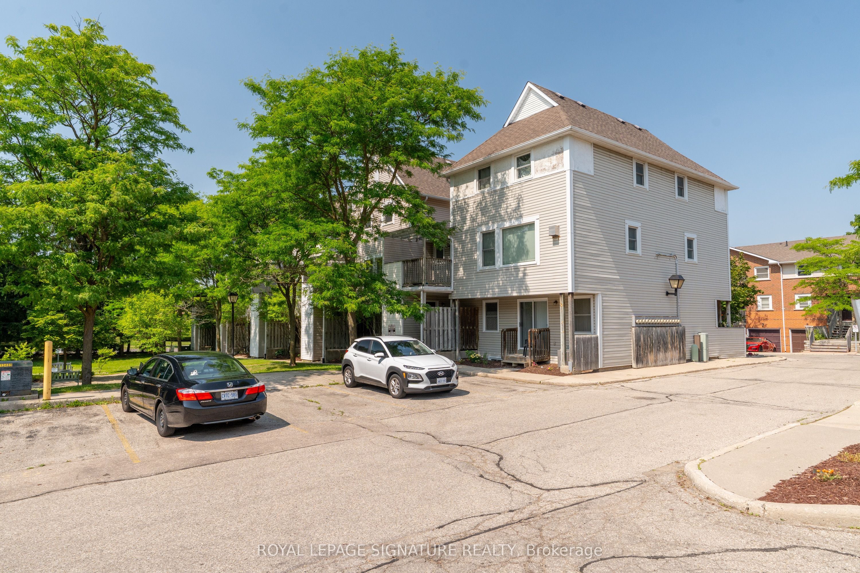 55-461 Beechwood Place, Waterloo, ON, N2T 2N8