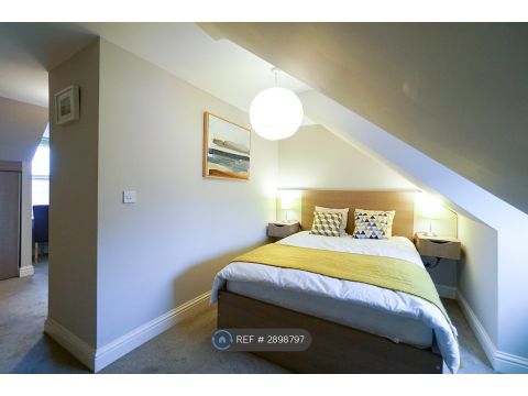 Pell St, Reading RG1, Room to rent