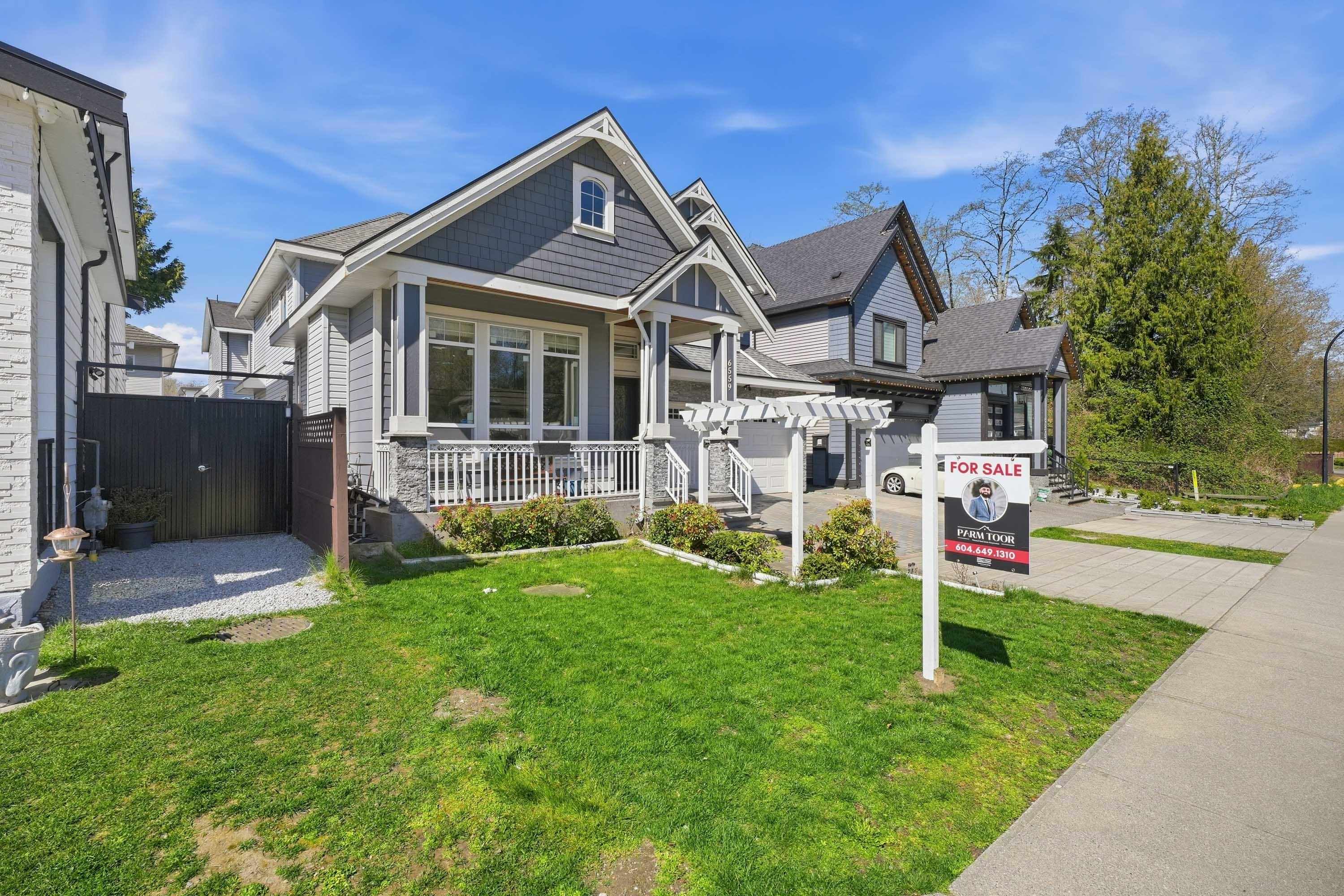Additional image 3 of 6559 142 Street, Surrey, BC, V3W 5M5