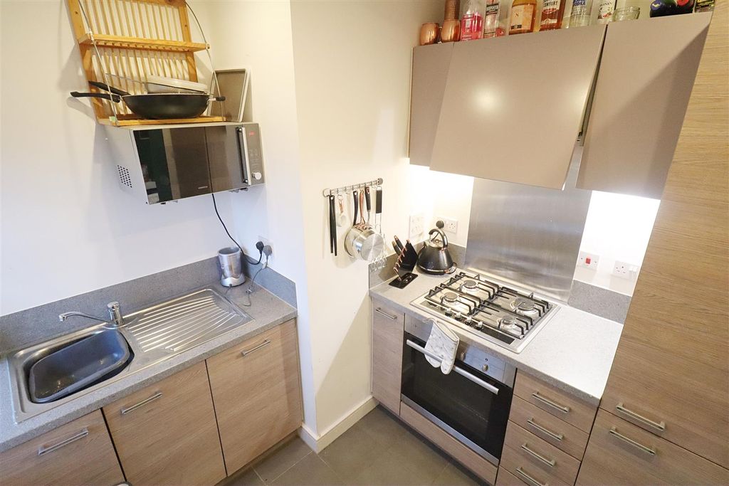 Additional image 6 of 1 bed flat for saleSt. Michaels Court, South Street, Braintree CM7