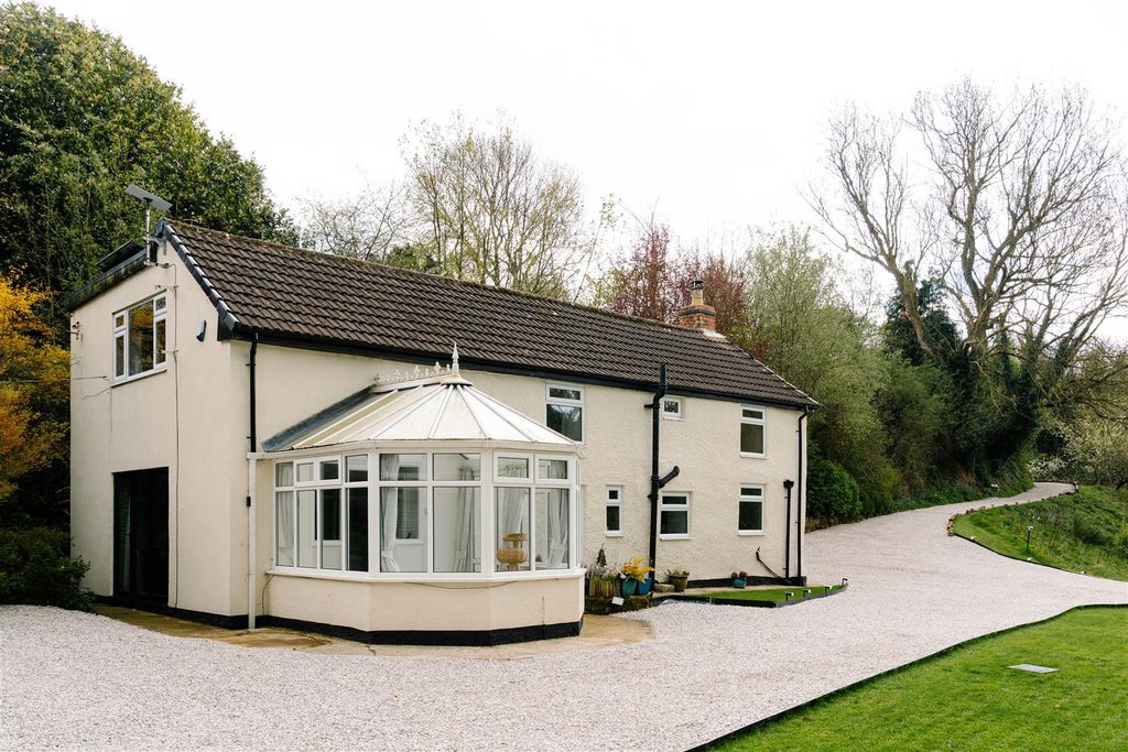 Additional image 36 of 3 bed detached house for saleWoodland Cottage, Temperance Hill, Woolley Moor, Alfreton DE55