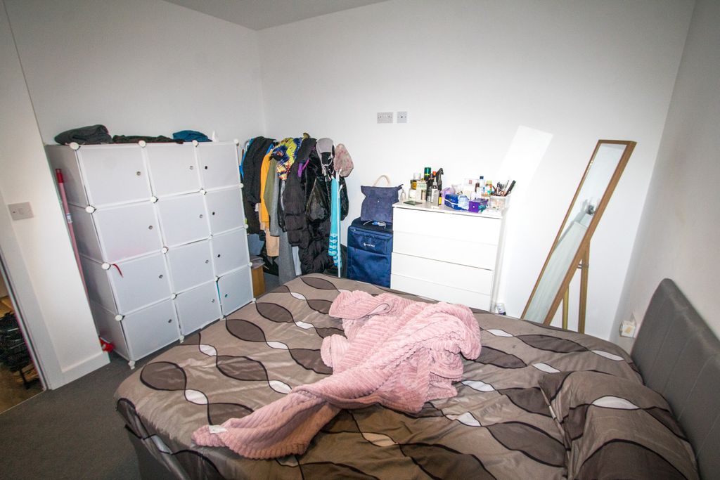 Additional image 9 of 1 bed flat for saleMarsh Parade, Newcastle Under Lyme ST5