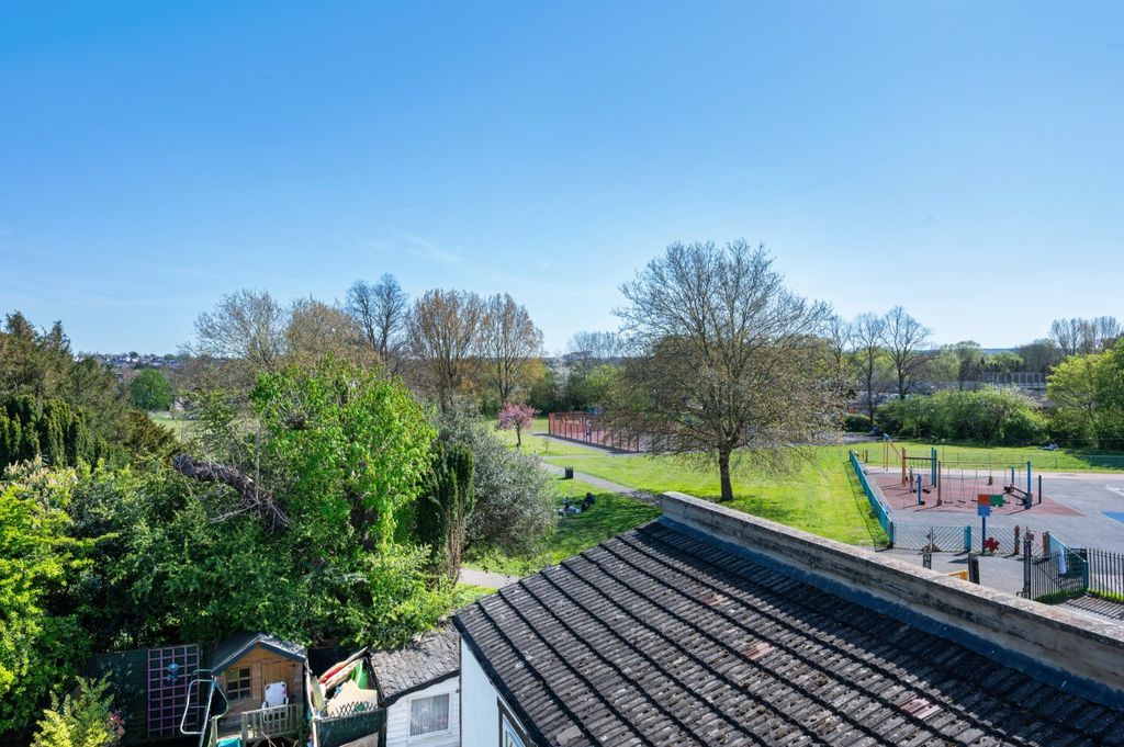Additional image 18 of 4 bed terraced house for saleChurchfields Road, Beckenham BR3