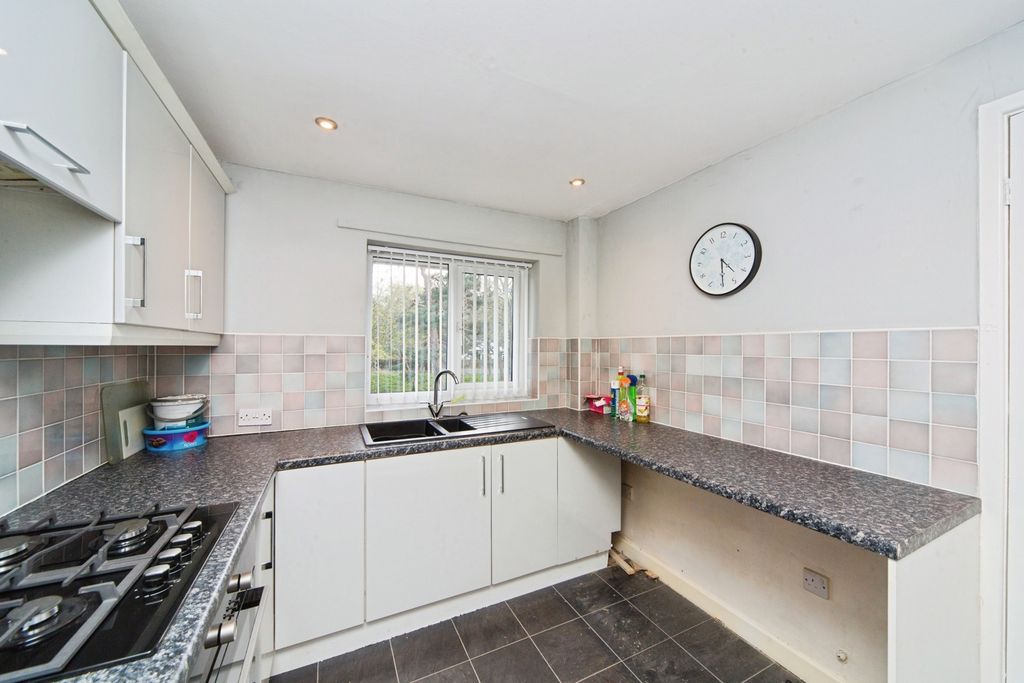 Additional image 5 of 2 bed flat for saleAled Court, Abergele LL22
