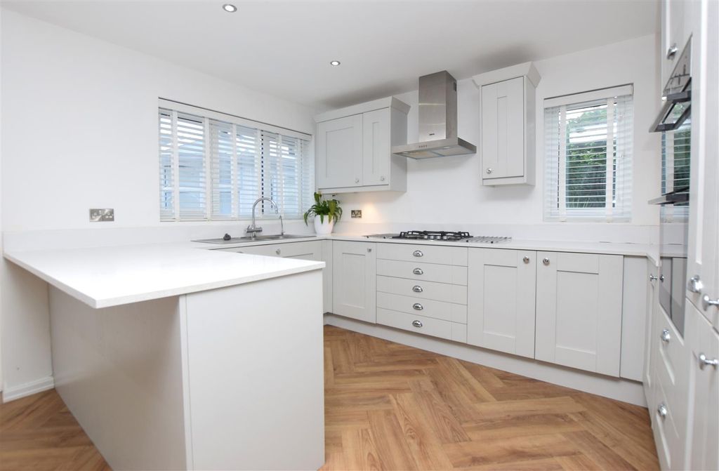 Additional image 6 of 3 bed detached bungalow for salePlas Y Bryn, Abergele, Conwy LL22