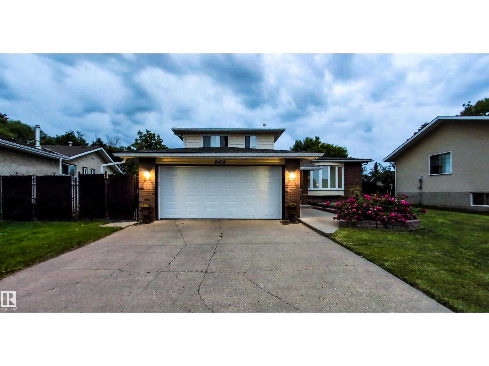 2404 80 Street NW, Edmonton, AB, T6K3P6