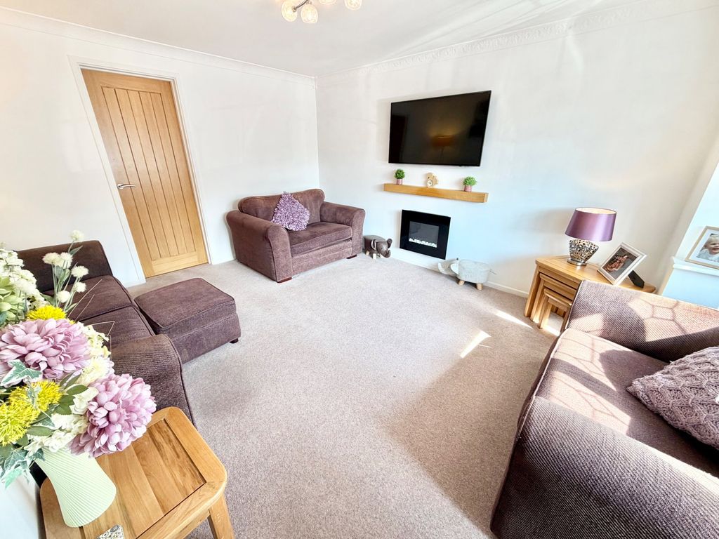 Additional image 8 of 4 bed detached house for saleMayflower Drive, Pensnett, Brierley Hill DY5