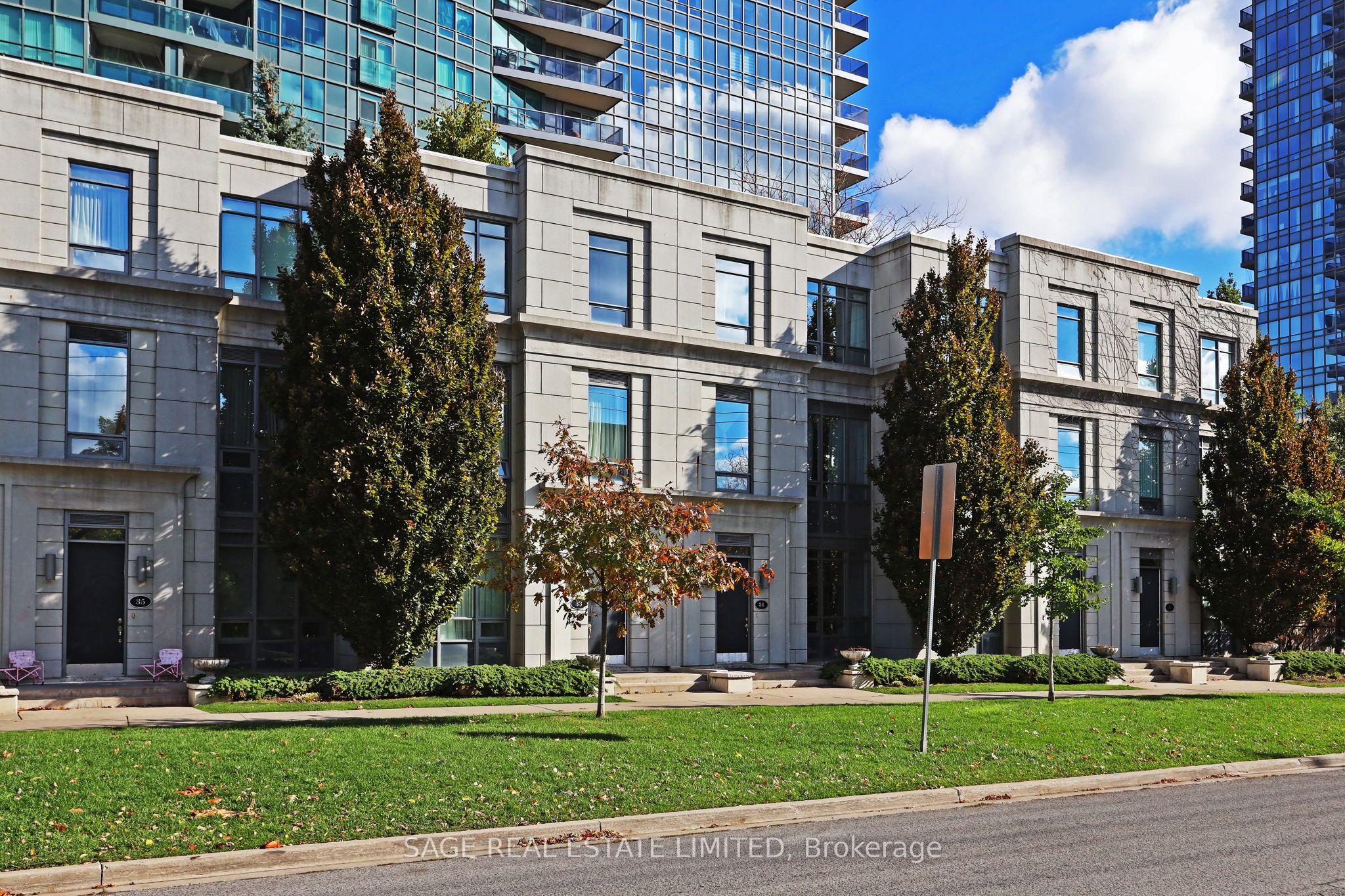 TH#31-25 Greenview Avenue, Toronto, ON, M2M 0A5