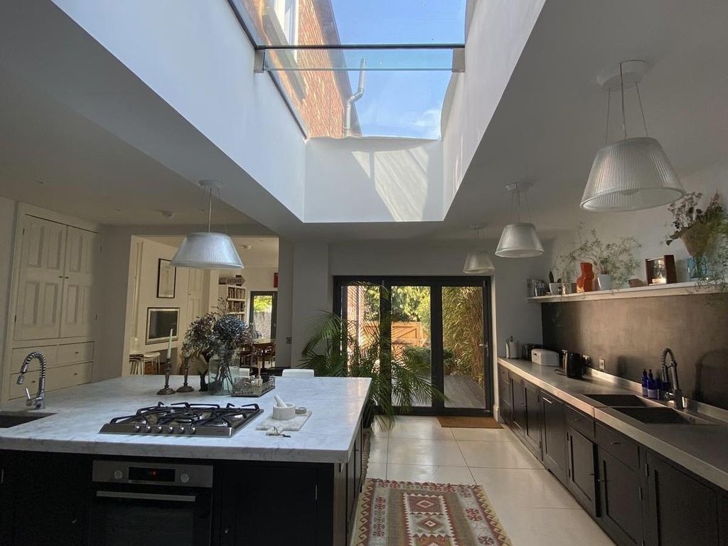 Additional image 6 of 5 bed town house for saleWestwood Road, Beverley HU17