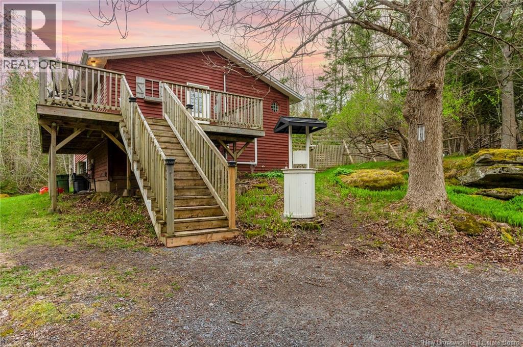 30 Meadow Drive