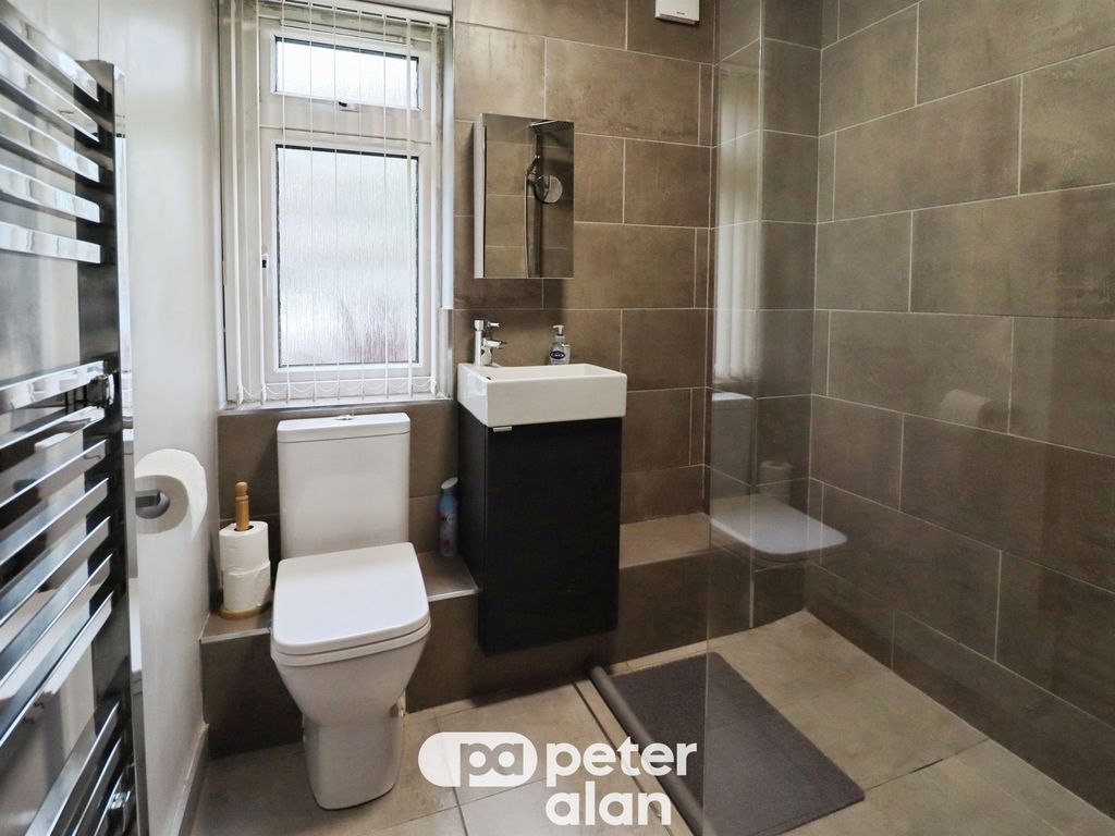 Additional image 8 of 2 bed maisonette for salePark Lane, Whitchurch, Cardiff CF14