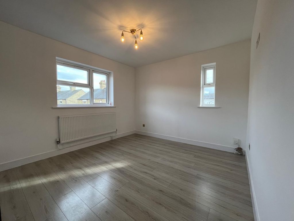 Additional image 3 of 1 bed flat for saleSaffron Road, Biggleswade SG18