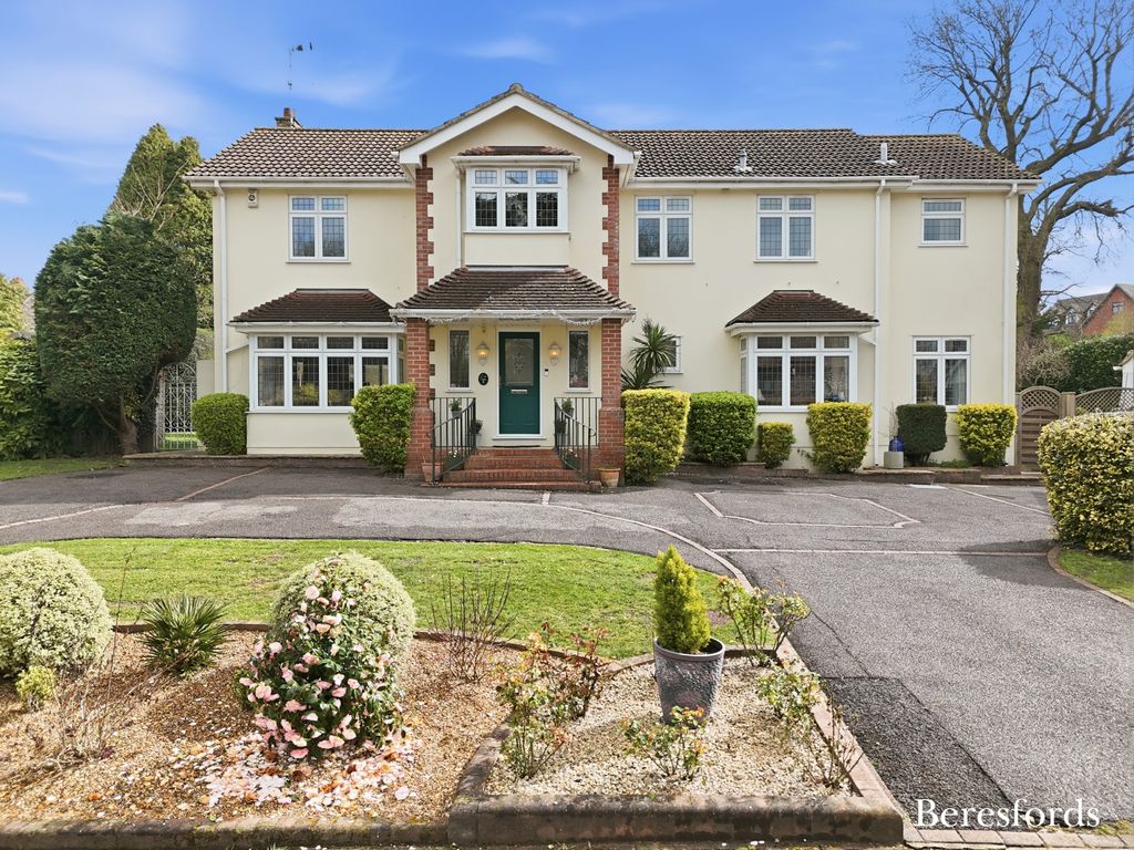 5 bed detached house for saleCaterwood, Billericay CM12