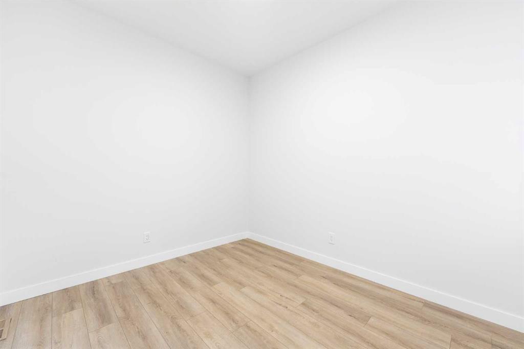 Additional image 6 of 212 Belmont Park SW, Calgary, AB, T2X 5T7