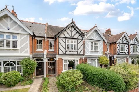 Hardy Road, Blackheath, London SE3