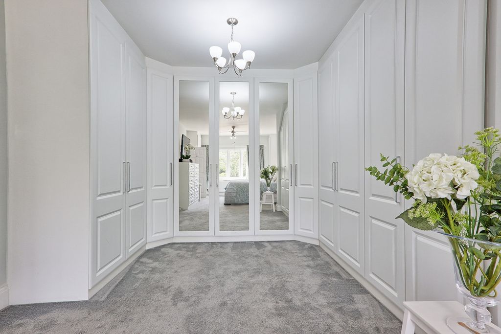 Additional image 35 of 7 bed detached house for saleErnest Road, Emerson Park RM11