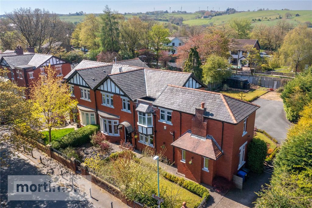5 bed semi-detached house for saleHollins Lane, Accrington, Lancashire BB5