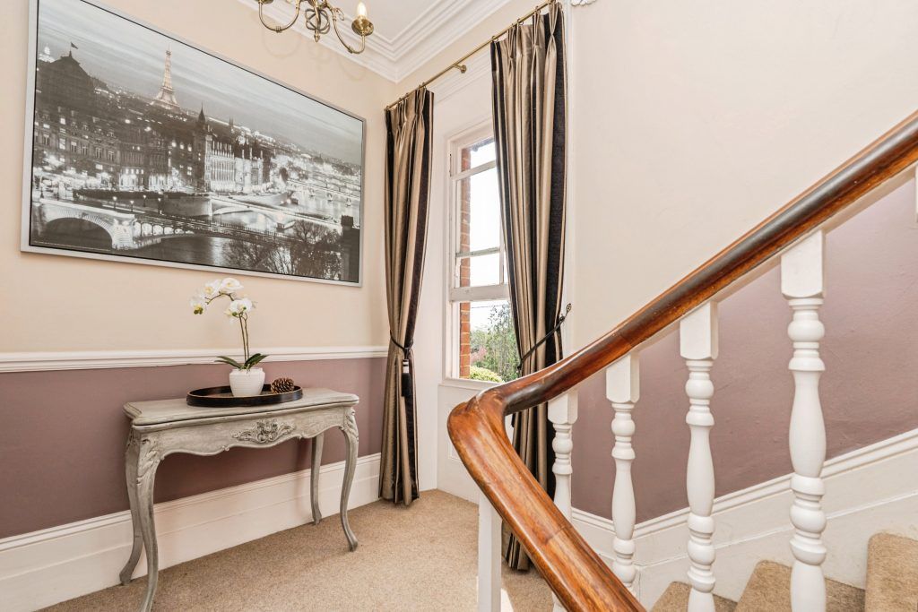Additional image 23 of 2 bed flat for saleFlat 4 Linden House, Guildford Road, Billingshurst RH14