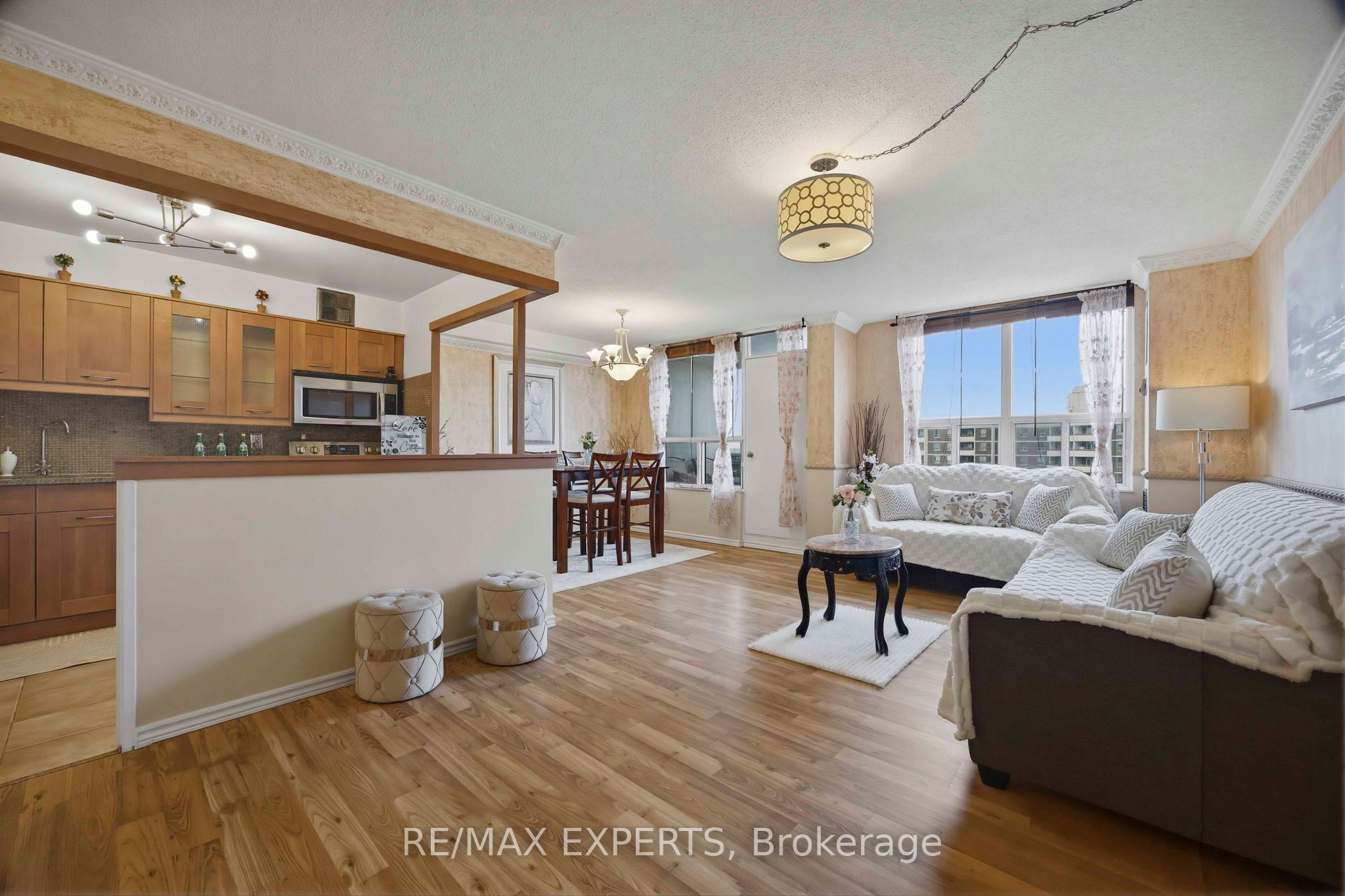 Additional image 3 of 1417-5 Shady Golfway, Toronto, ON, M3C 3A5