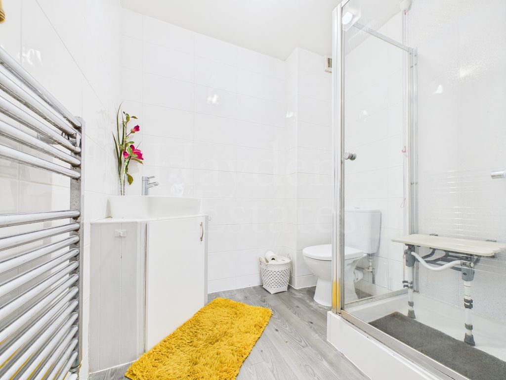 Additional image 4 of 2 bed flat for saleStephenson Place, Bewdley DY12