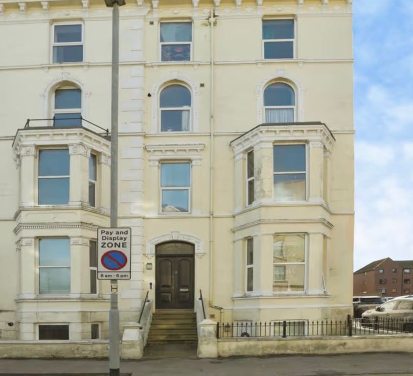 1 bed flat for saleFlat 6, 5 Carlisle Road, Bridlington YO15