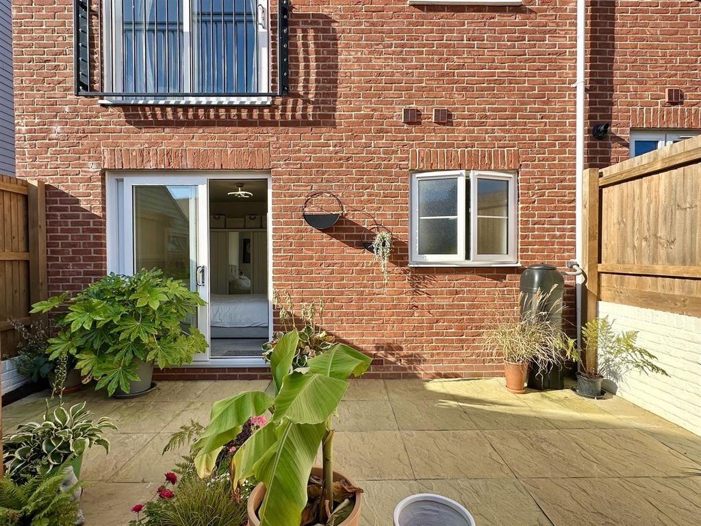 Additional image 7 of 1 bed flat for salePreston Hall Close, Bexhill TN39