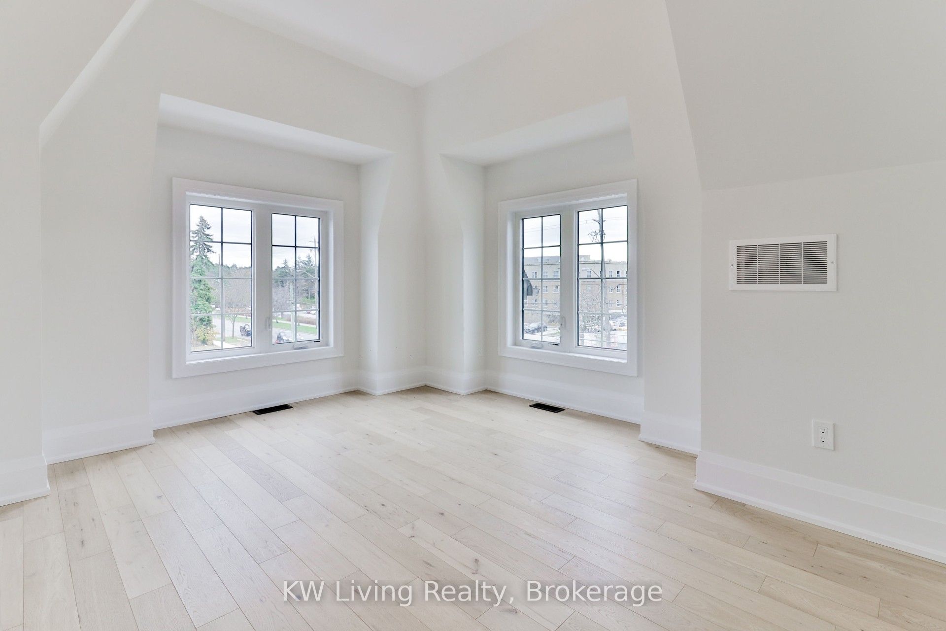 Additional image 6 of 166 Cummer Avenue, Toronto, ON, M2M 0B7