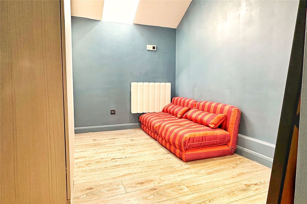 Additional image 12 of 2 bed flat for saleOldham Road, Ashton-Under-Lyne, Greater Manchester OL7